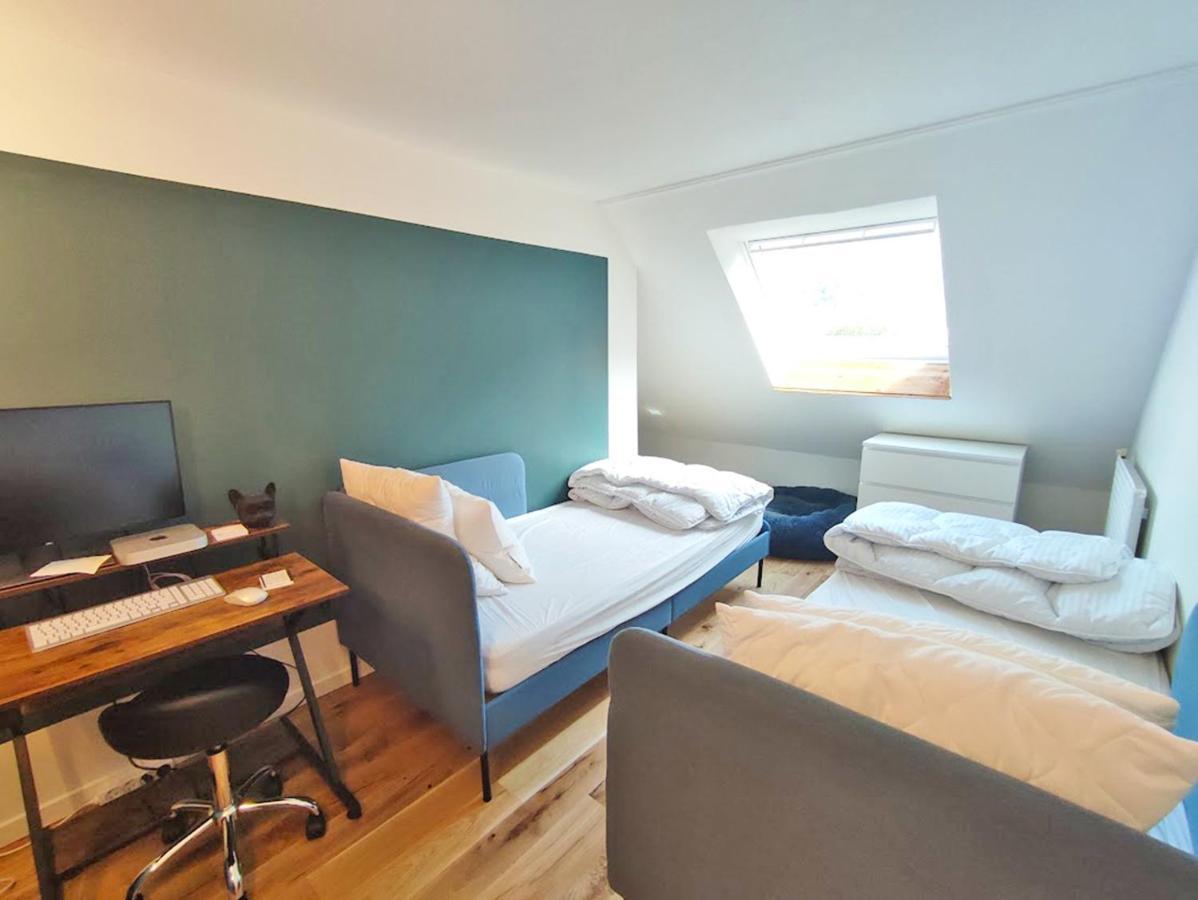 Au Cocon De Joy, T3 Duplex, Wifi, 4 Personnes Apartment Bagneres-de-Luchon Bagian luar foto